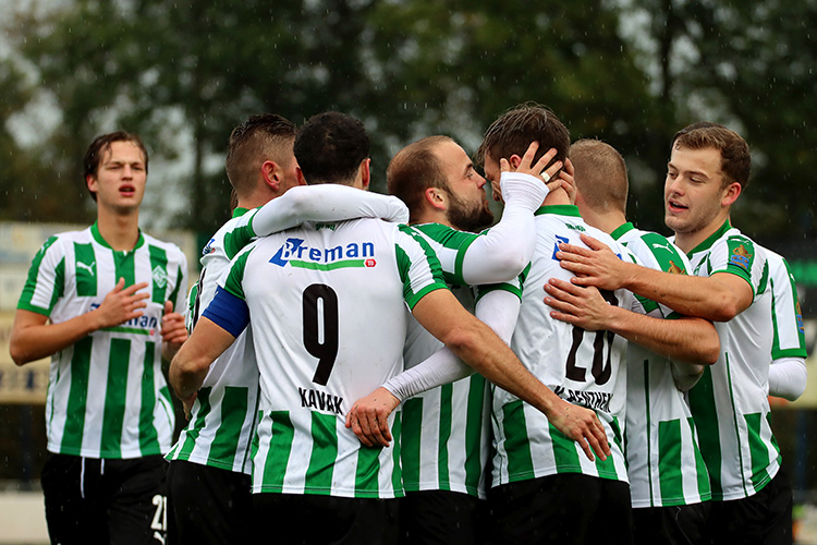 NSC Nijkerk - Sportclub Genemuiden, Pik start bezorgd Sportclub overwinning.